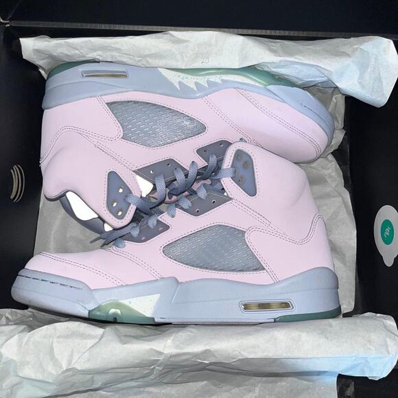 Jordan Other - Air jordan 5 retro se